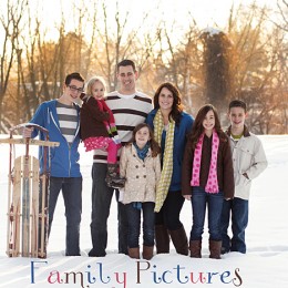 Family Pictures in the SNOW @Capturing-Joy.com