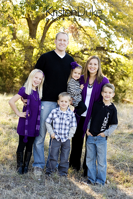 What to Wear in Family Pictures by COLOR