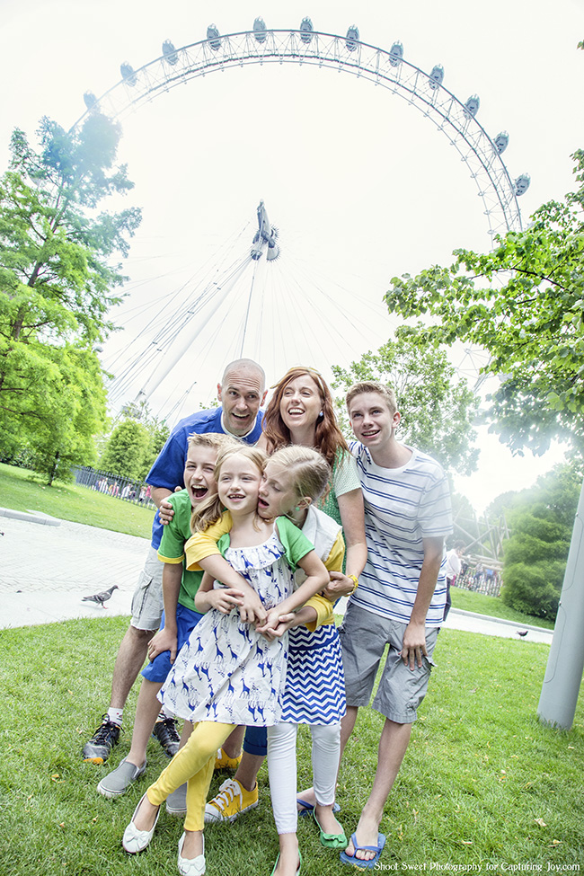 Family Pictures by the London Eye