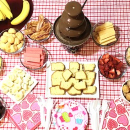 Have a fondue party with these toppings