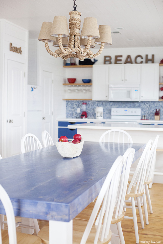 How to book with AirBnB beach house cute home decor