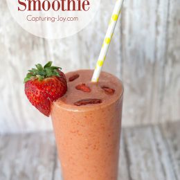 4 ingredient Goji Berry Smoothie recipe