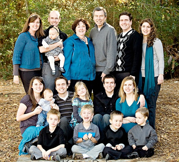 Family Pictures Clothing Ideas