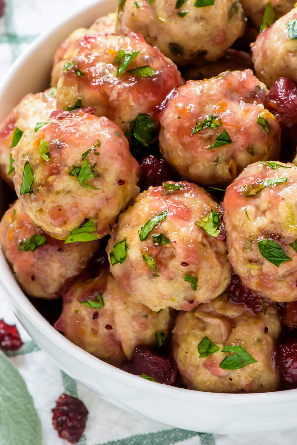 slow-cooker-cranberry-turkey-meatballs