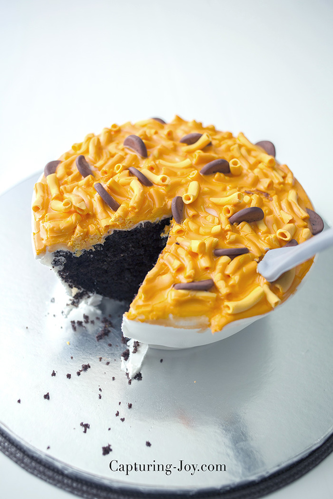 april-fools-day-macaroni-and-cheese-cake
