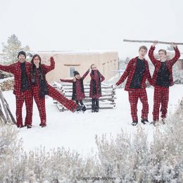 Buffalo Plaid Christmas Jammies Family Pictures