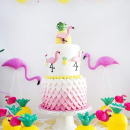 Flamingo Pineapple Party