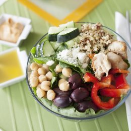 greek quinioa salad