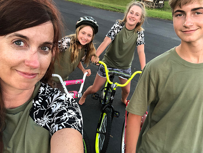 family bike ride kauai hawaii
